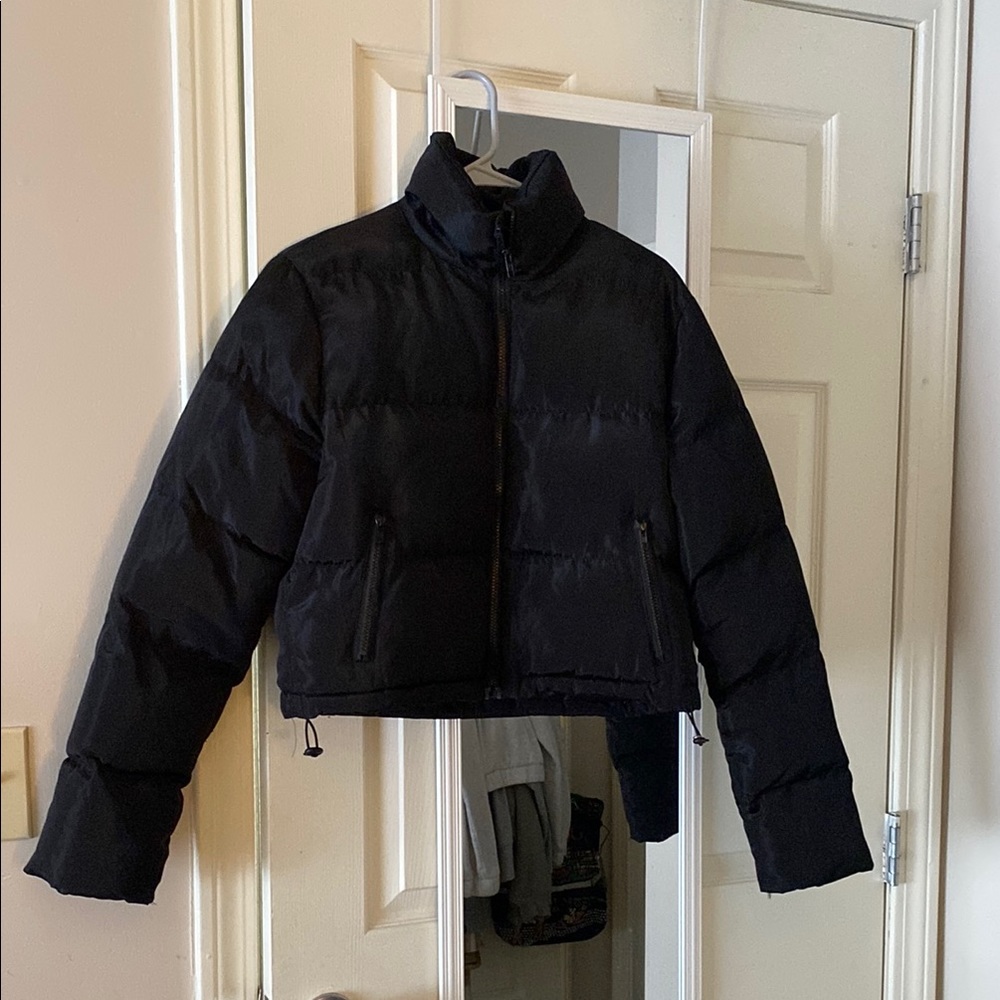 Sleek Black Quilted Puffer Jacket